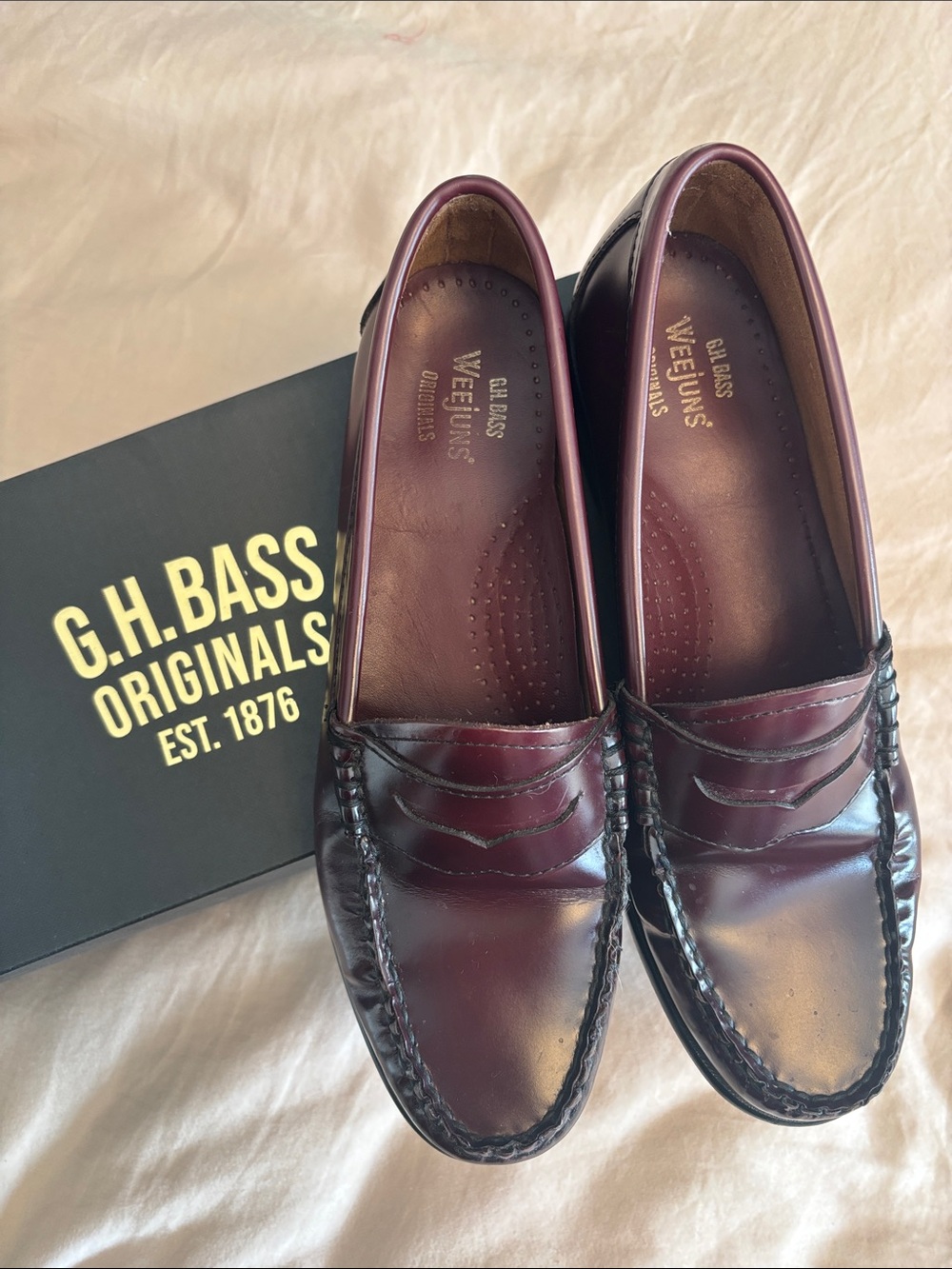 G.H. Bass Weejuns Whitney Penny Loafers Wine Burgundy Size 8.5 with Box